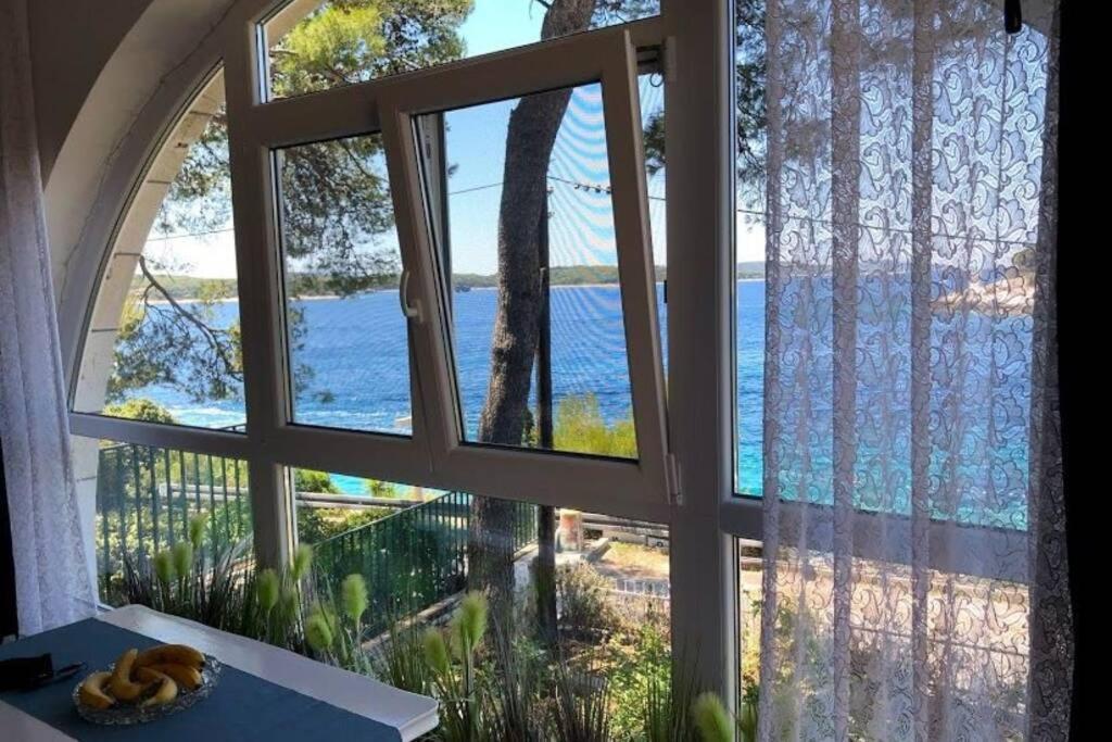 Shabby Chic Beach Cottage Hvar Хвар Екстериор снимка