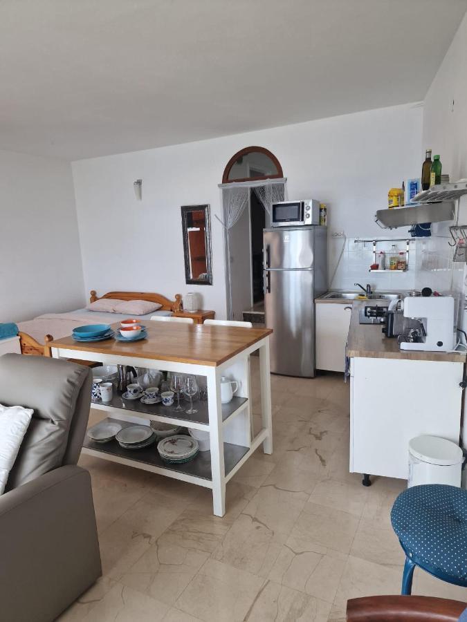 Shabby Chic Beach Cottage Hvar Хвар Екстериор снимка