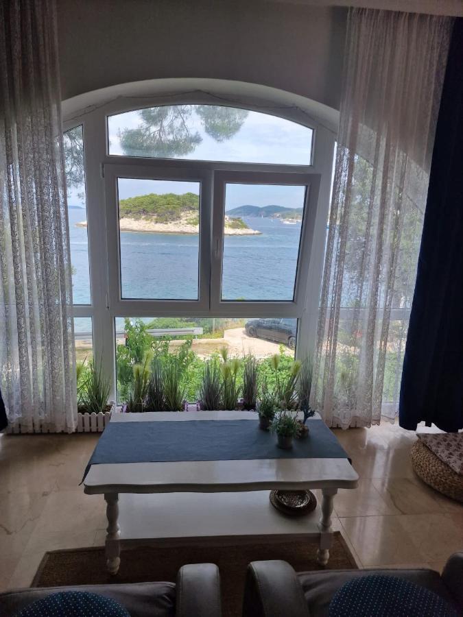 Shabby Chic Beach Cottage Hvar Хвар Екстериор снимка