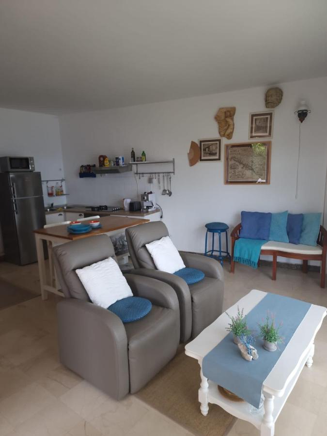 Shabby Chic Beach Cottage Hvar Хвар Екстериор снимка